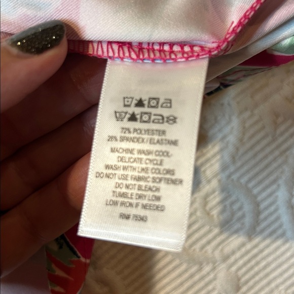 Tommy Bahama Pink Floral Golf Set - Picture 9 of 12